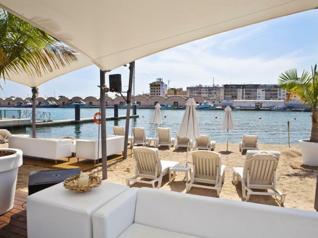 Apartamento Con Piscina Y Parking Daire Gandía Dış mekan fotoğraf